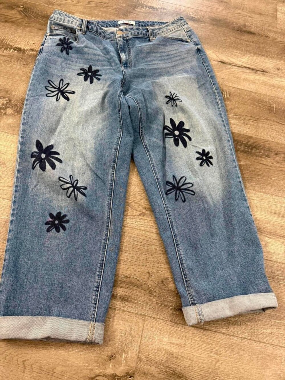 Arula Daisy Jeans
